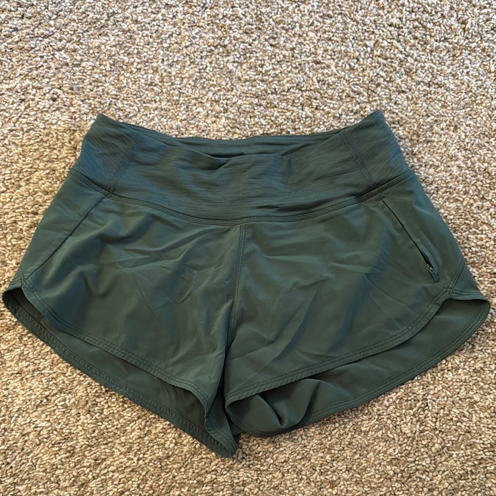 Outdoor Voices Green Athletic Shorts Lightweight Moisture-Wicking